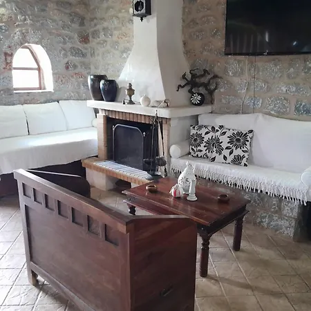 μεδ-οίκων γιατριάνων House * Kéria